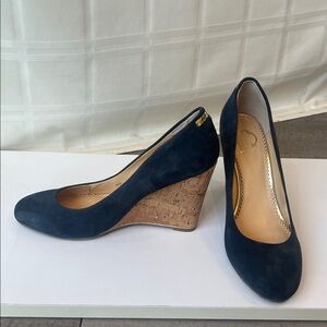 C. Wonder Black and Tan Wedges - 9.5 M